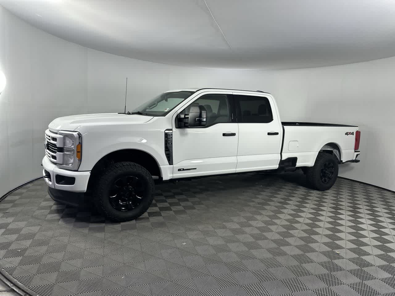 2023 Ford Super Duty F-250 SRW XLT