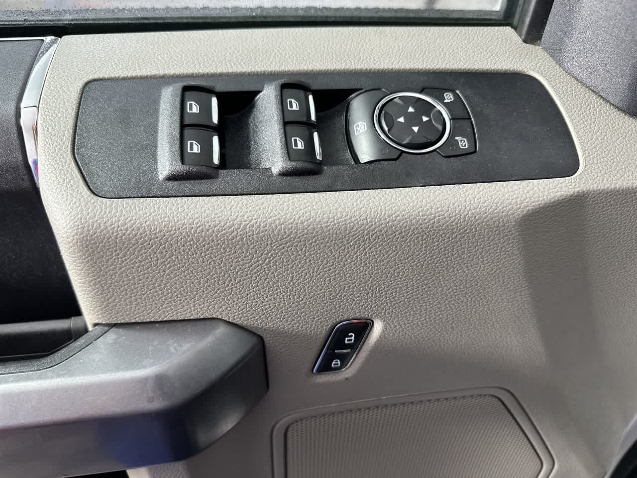 2022 Ford Super Duty F-250 SRW XLT