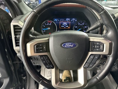 2022 Ford Super Duty F-350 DRW Pickup Platinum