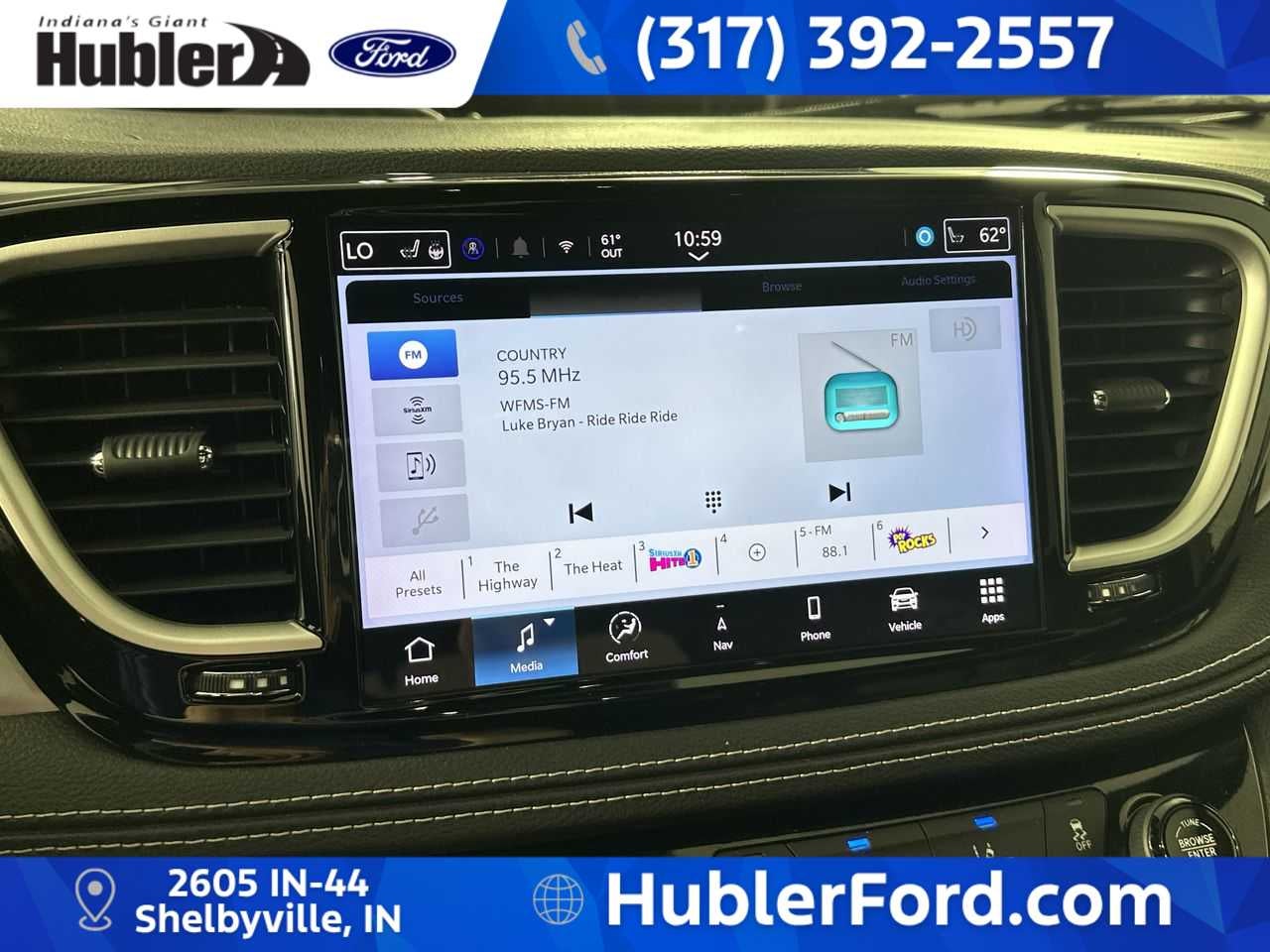 2024 Chrysler Pacifica Hybrid S Appearance Pkg