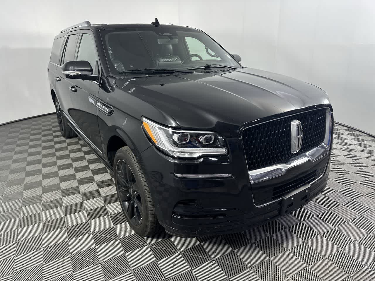 2022 Lincoln Navigator L Reserve