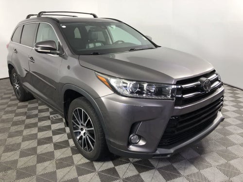 2017 Toyota Highlander SE