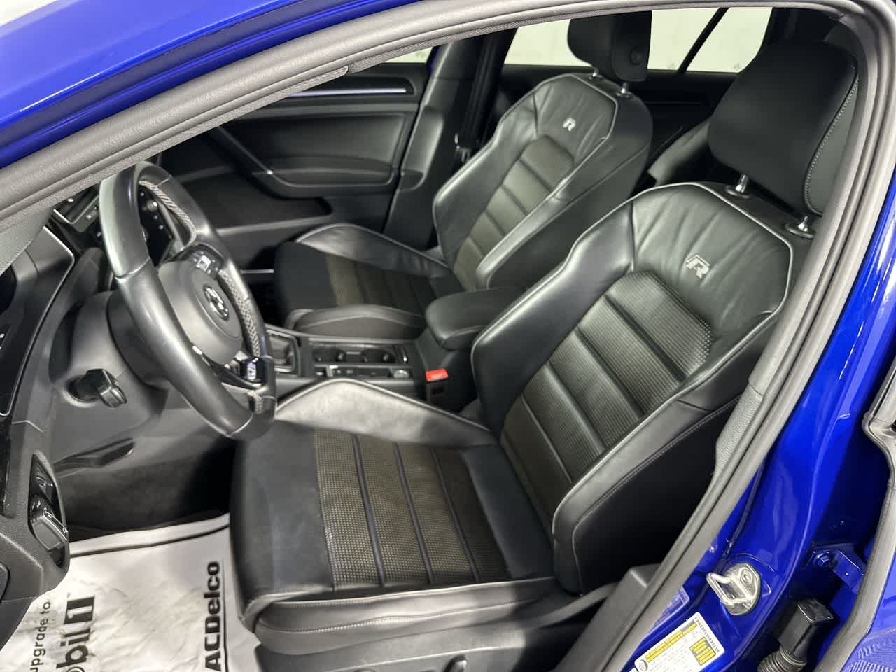 2019 Volkswagen Golf R 2.0T Manual w/DCC/Nav