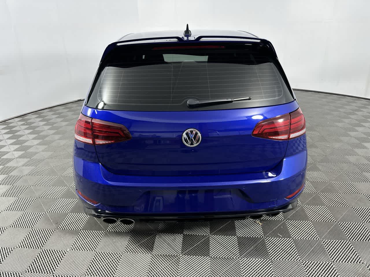 2019 Volkswagen Golf R 2.0T Manual w/DCC/Nav