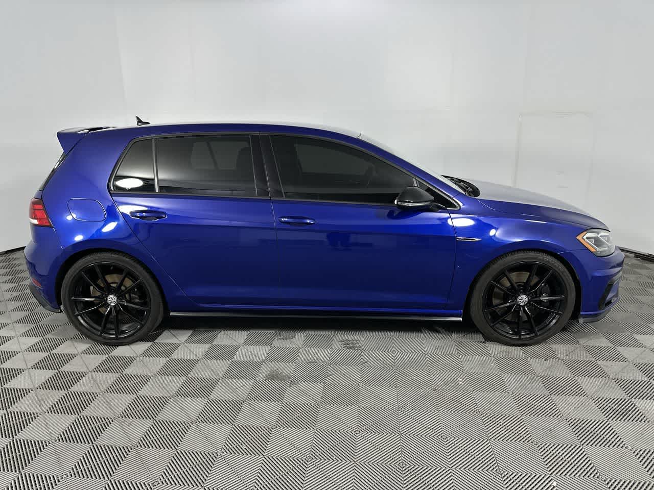 2019 Volkswagen Golf R 2.0T Manual w/DCC/Nav