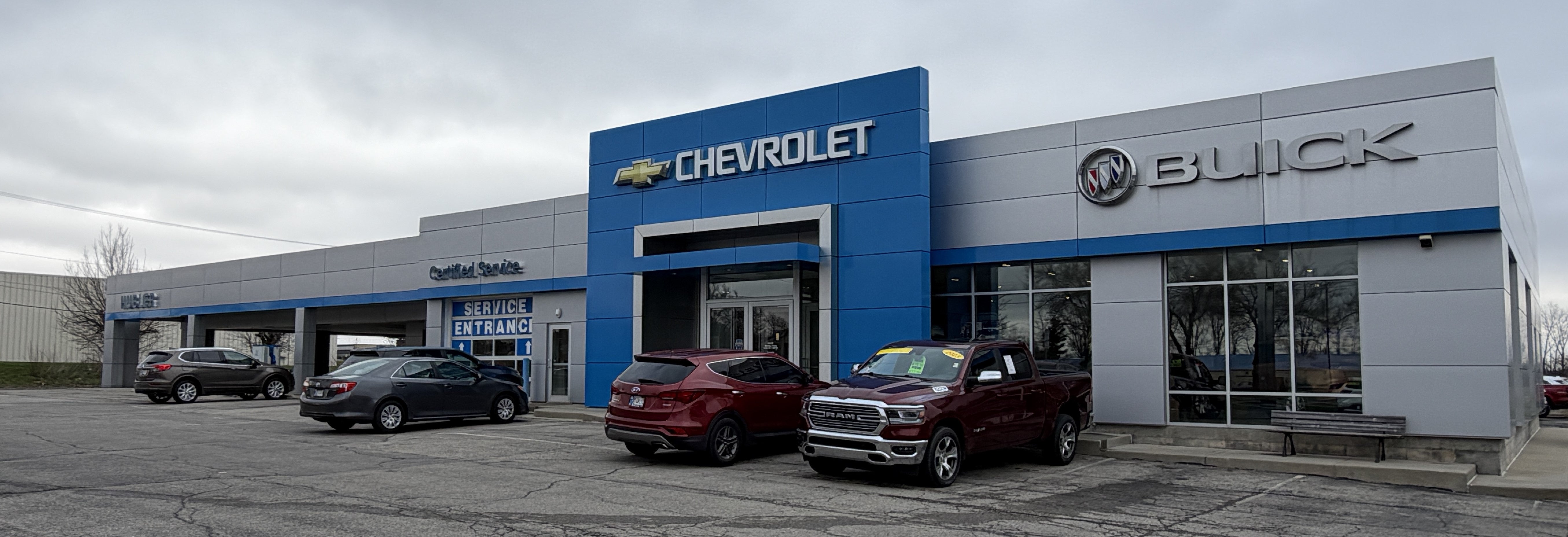 Exterior of Hubler Auto Center Chevrolet and Buick in Rushville Indiana